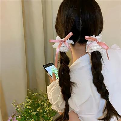 春潮烂漫海棠红 封面